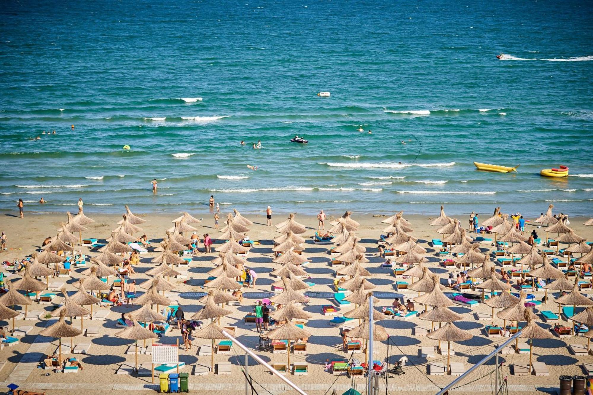 Black Sea Estate Apartment Spa N Pool Beach Resort Năvodari Exteriér fotografie